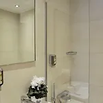 Hotel Waldorf Montparnasse 3*