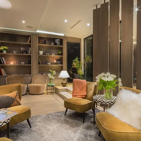 Waldorf Montparnasse Hotel 3*