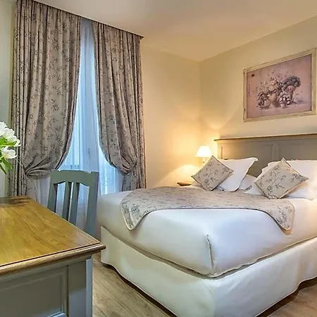 Hotel Waldorf Montparnasse 3*