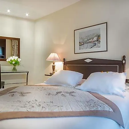 Waldorf Montparnasse Hotel