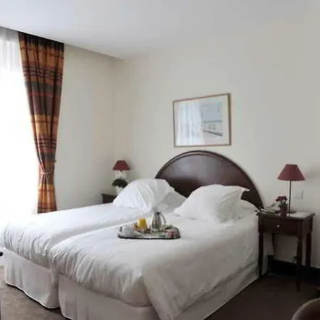 Hotel Waldorf Montparnasse 3*