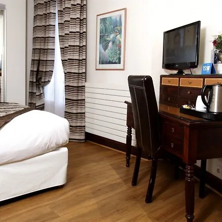 Waldorf Montparnasse 3*