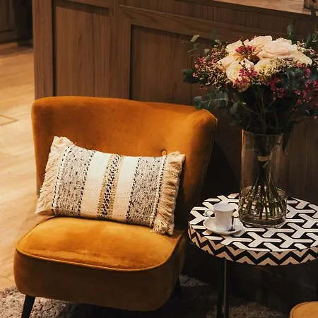 Waldorf Montparnasse Hotel