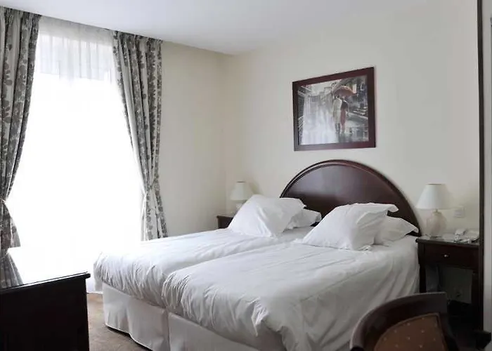 Waldorf Montparnasse Hotel