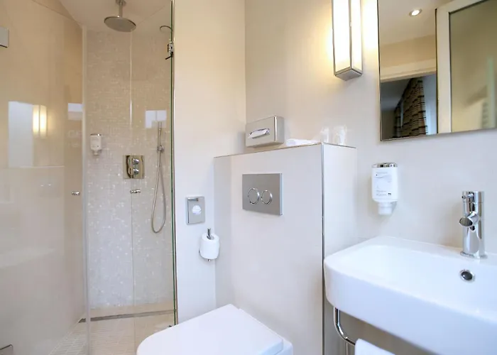 Hotel Waldorf Montparnasse 3*