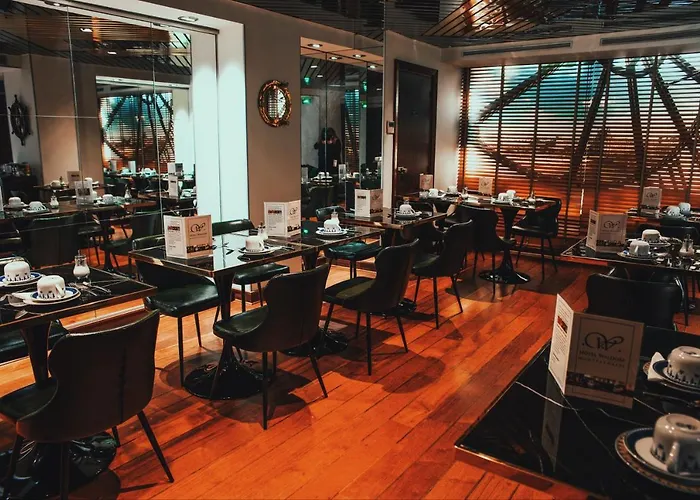 Waldorf Montparnasse 3*