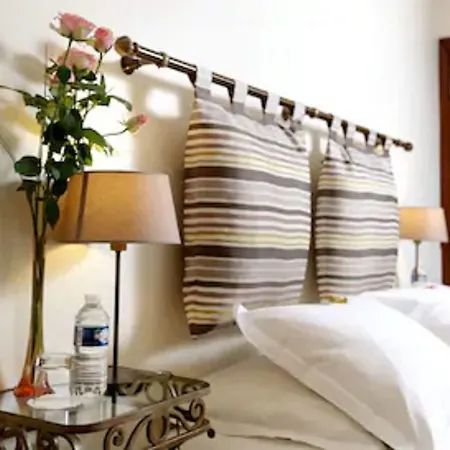 Waldorf Montparnasse Hotel