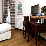 Hotel Waldorf Montparnasse Paříž